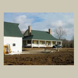 Exterior 102.jpg